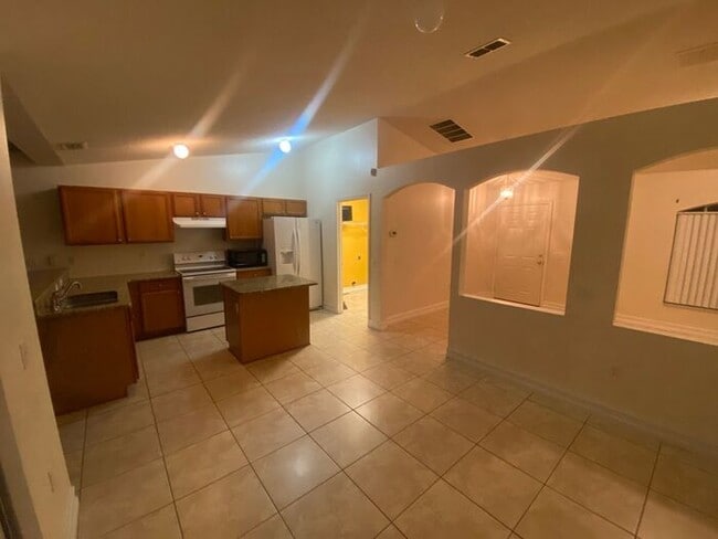 909 Gateshead Ct in Kissimmee, FL - Building Photo - Building Photo