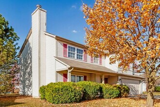 8538 Baypointe Dr in Avon, IN - Building Photo - Building Photo