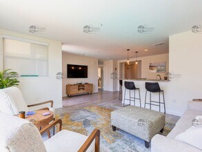 1019 Costa Pacifica Way in Oceanside, CA - Building Photo - Building Photo