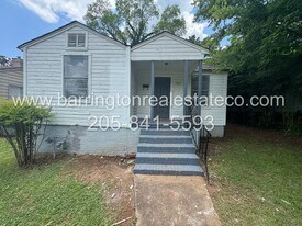 726 19th St S in Bessemer, AL - Building Photo