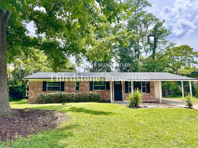 property at 4516 Key Woodley Dr S