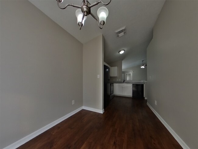 3155 Boynton Dr in Houston, TX - Foto de edificio - Building Photo