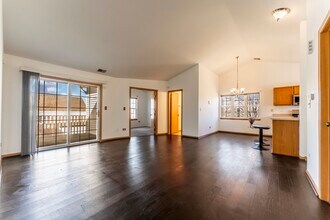 2503 Sheehan Dr in Naperville, IL - Building Photo - Building Photo