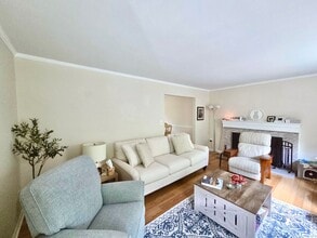 6912 Baltimore Ave in University Park, MD - Building Photo - Building Photo