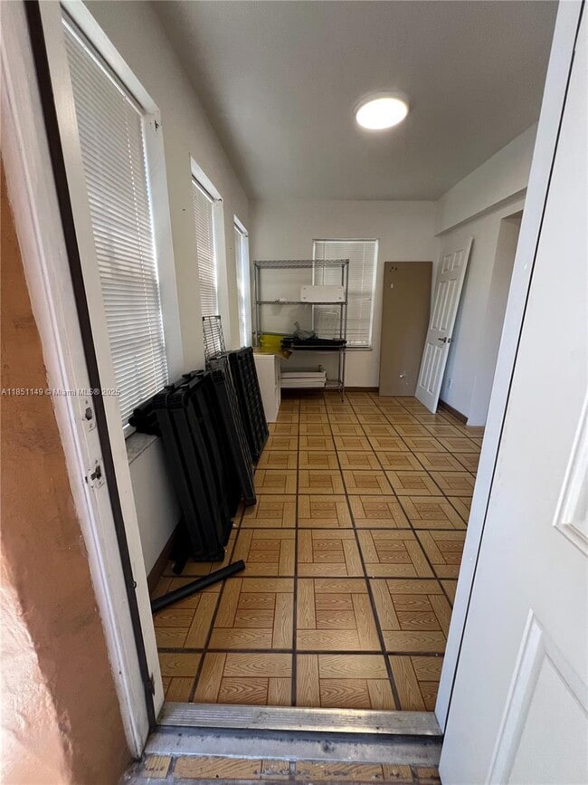 4113 SW 2nd St in Coral Gables, FL - Building Photo - Building Photo