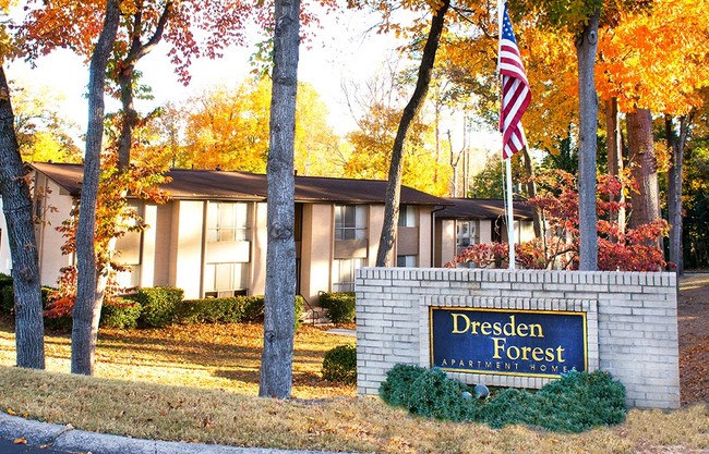 Dresden Forest Apartments