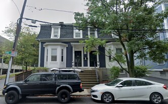 202 Banks St, Unit 1 in Cambridge, MA - Building Photo