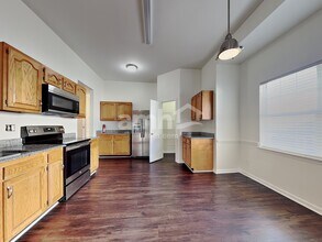 10239 Stoneykirk Ln in Charlotte, NC - Foto de edificio - Building Photo