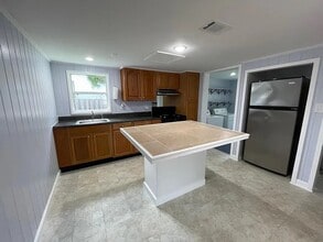 5369 Munson Hwy in Milton, FL - Building Photo - Building Photo