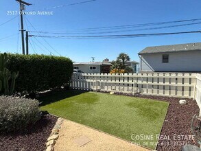2517 Oxford Ave in Encinitas, CA - Building Photo - Building Photo