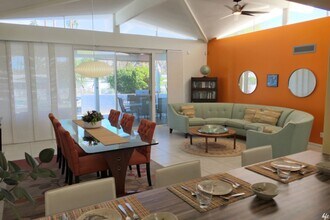 2348 Skyview Dr in Palm Springs, CA - Building Photo - Building Photo