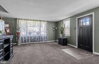 809 Millwood Rd in Philadelphia, PA - Building Photo - Building Photo