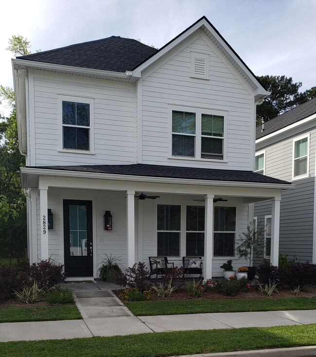 property at 2829 Sugarberry Ln