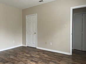 2562 Thomas H. Delpit Dr in Baton Rouge, LA - Building Photo - Building Photo