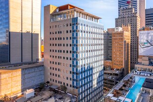 1505 Elm St in Dallas, TX - Building Photo