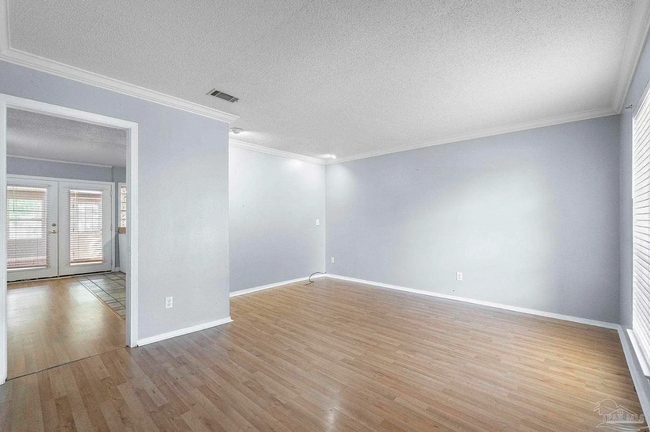 4540 Tree Line Dr in Pensacola, FL - Building Photo - Building Photo