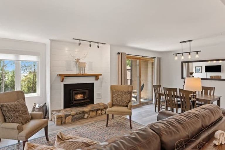2505 Daybreak Ct in Steamboat Springs, CO - Building Photo