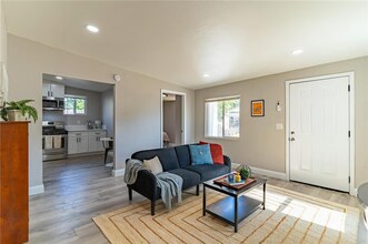 1649 Crestview Ave, Unit 1 in San Bernardino, CA - Building Photo - Building Photo