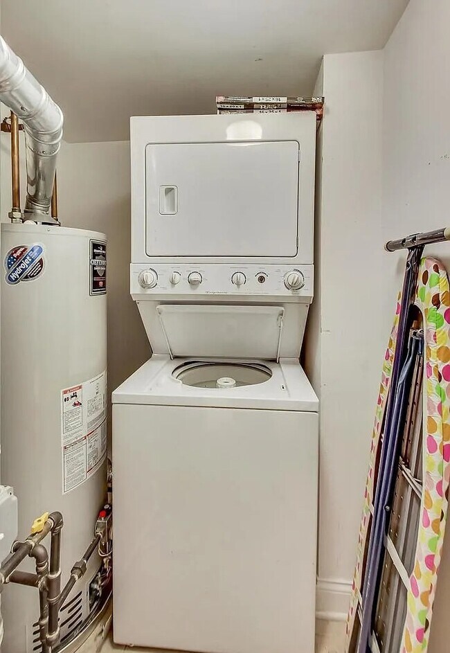 4616 N Kenmore Ave in Chicago, IL - Building Photo - Building Photo