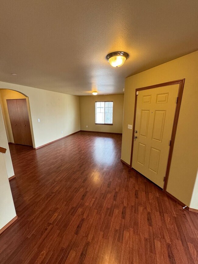 1190 Swan Loop in Dupont, WA - Building Photo - Building Photo