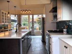 2126 Pine Crest Way in Carlsbad, CA - Building Photo - Building Photo