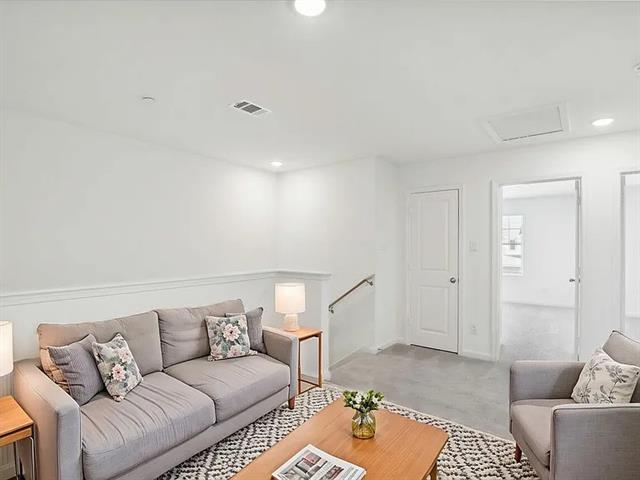 233 Berthe Ct in Cedar Hill, TX - Building Photo - Building Photo