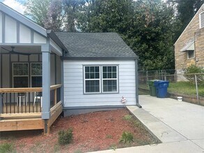 1841 Bayberry Dr SW in Atlanta, GA - Building Photo - Building Photo