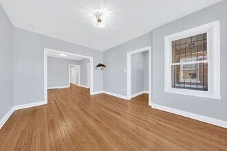 7501 S Aberdeen St in Chicago, IL - Building Photo - Building Photo