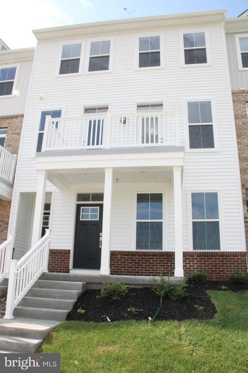 property at 715 Platinum Dr
