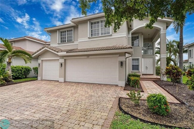 5197 SW 183rd Ave in Miramar, FL - Foto de edificio - Building Photo