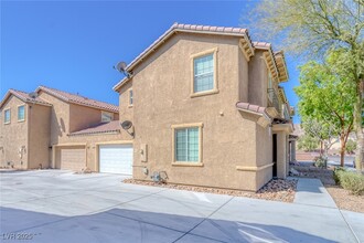 9835 W Spinnaker Creek Ave in Las Vegas, NV - Building Photo - Building Photo