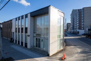 Hastings Building in Guelph, ON - Building Photo