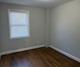 5644 Midwood Ave in Baltimore, MD - Building Photo - Building Photo