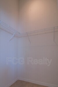 661 Berwick Dr photo'