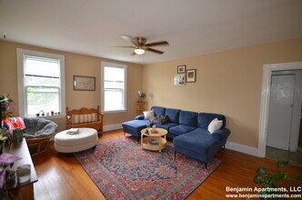 234 Cypress St, Unit 3 in Brookline, MA - Building Photo - Building Photo