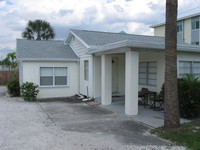 Recovery House in Lake Worth, FL - Building Photo - Building Photo