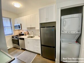 77 Park Dr, Unit 15 in Boston, MA - Building Photo - Building Photo