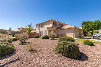 10901 Napa Ridge Dr in Las Vegas, NV - Building Photo - Building Photo