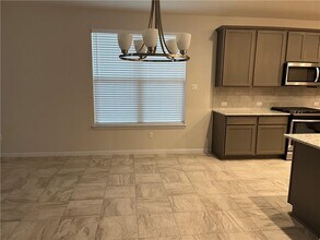 605 Elm Green St in Hutto, TX - Building Photo - Building Photo