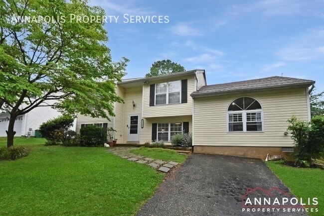 property at 1152 Neptune Pl