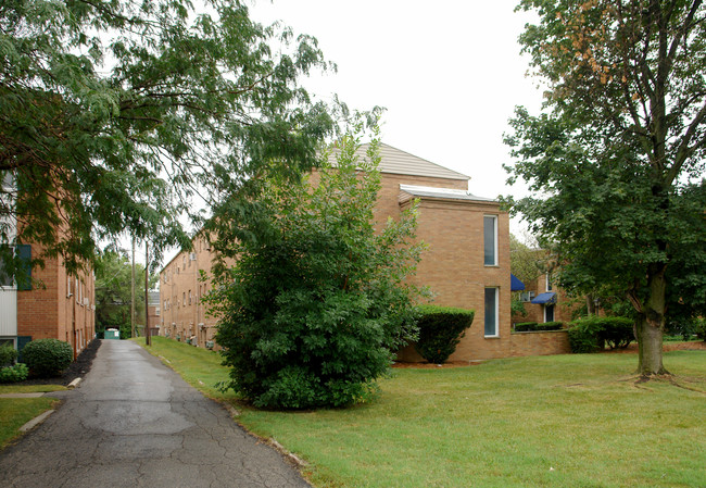 1836 North Star Ave in Columbus, OH - Foto de edificio - Building Photo