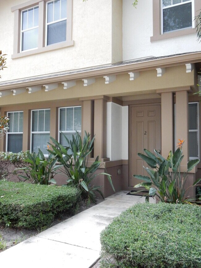 661 Corte Madera Ln in West Palm Beach, FL - Building Photo - Building Photo