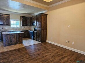 209 Almond Tree Ln in Clovis, NM - Building Photo - Building Photo