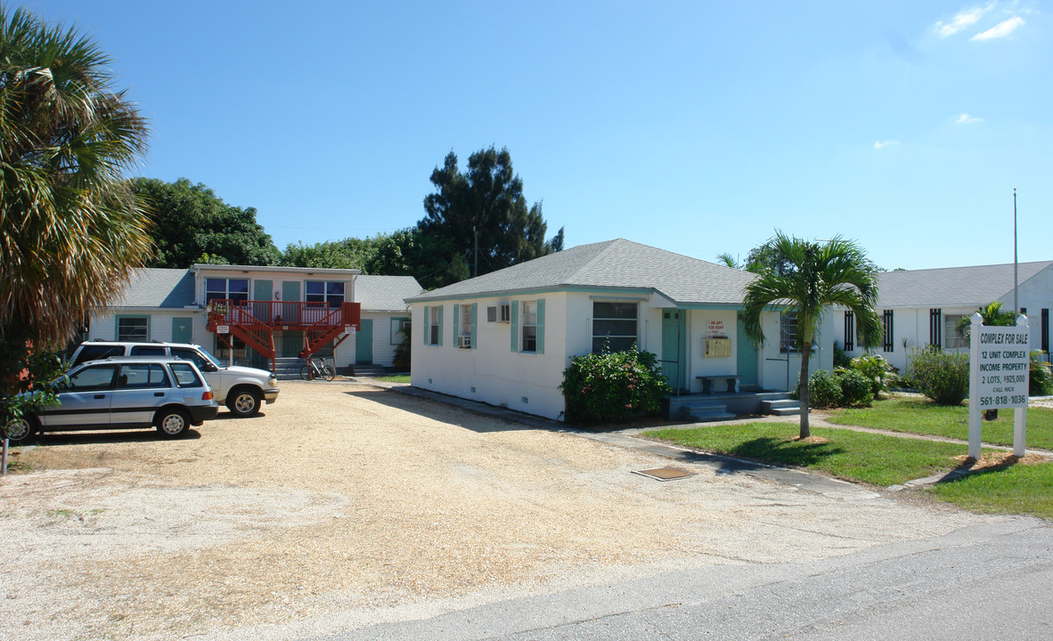 714 N 7th St in Lake Worth, FL - Building Photo