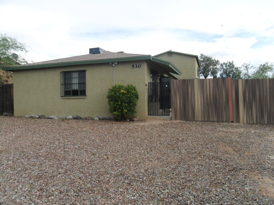 530 E Linden St, Unit #2 in Tucson, AZ - Foto de edificio