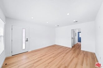 1258 Mariposa St in Glendale, CA - Foto de edificio - Building Photo