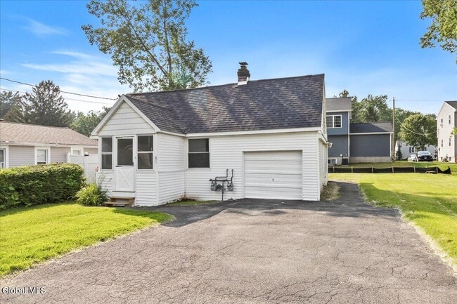 41 Virginia Ave