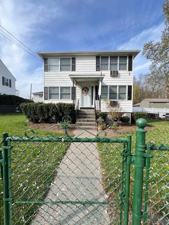 8385 Lake St Rentals in Waltham, MA