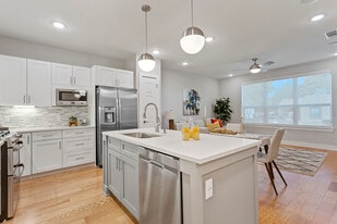 The Moderne at Linwood