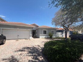 16479 SW 53rd St in Miami, FL - Building Photo